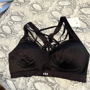 Victoria Secret Sport new with tags sports bra size 34D